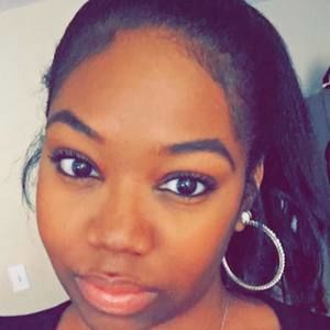 Meet your Posher, Jaclyn